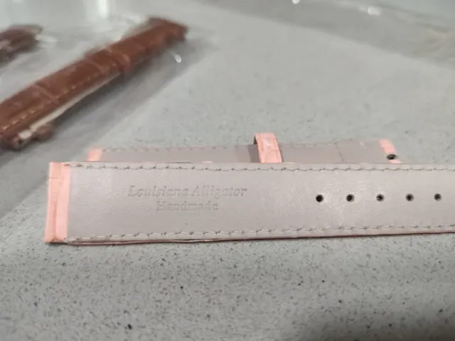 Correas de piel de cocodrilo Escucho ofertas