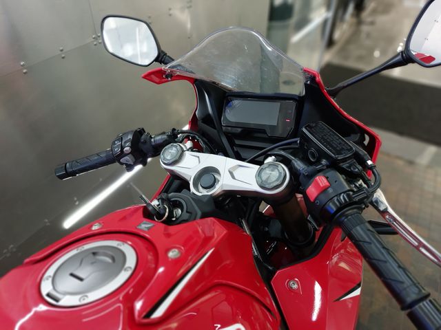 HONDA CBR 650 R 2019