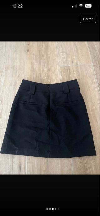 Falda corta negra