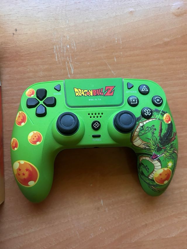 Mando Inalámbrico PS4/PC Dragon Ball Z FR-TEC