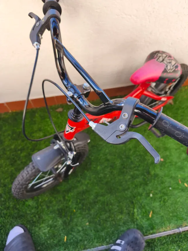 Bicicleta infantil roja APOLON