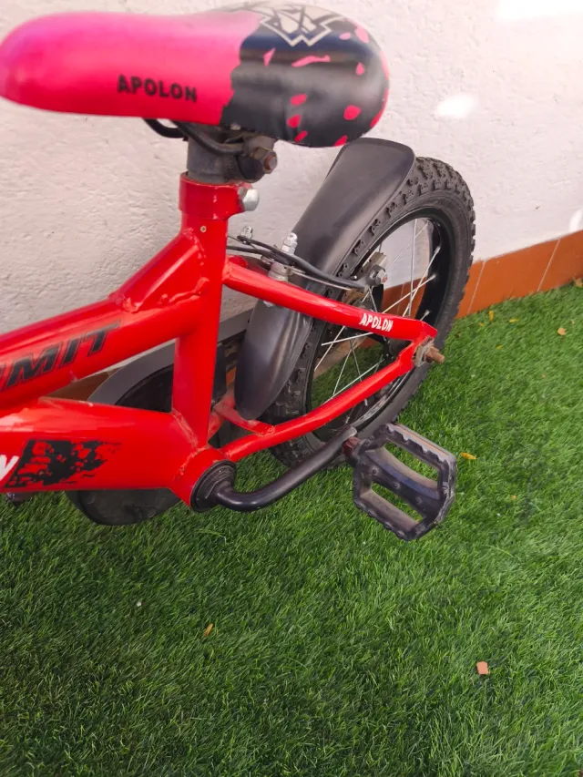 Bicicleta infantil roja APOLON