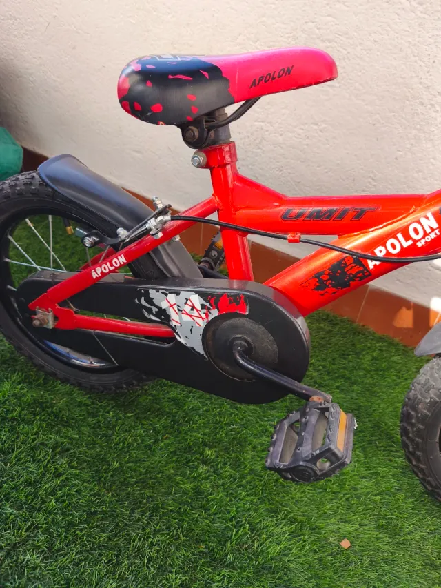Bicicleta infantil roja APOLON