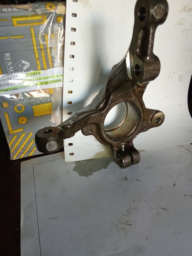 Porta mangueta Renault Izquierdo