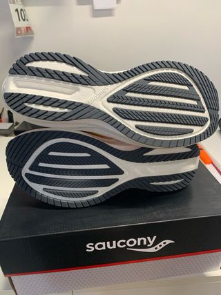 Saucony Triumph 21 Uomo Taglia 46.5 Nuove