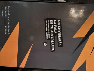 Pala de pádel Kombat nueva a estrenar