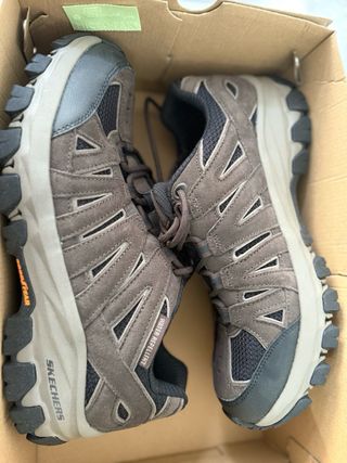 zapato senderismo skechers 45