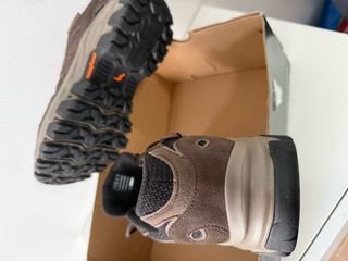 zapato senderismo skechers 45