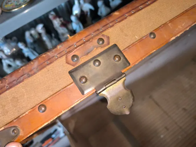 Baúl de viaje finales s. XIX buen estado