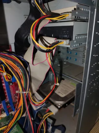 Ordenador Pentium 4 Azul/Gris