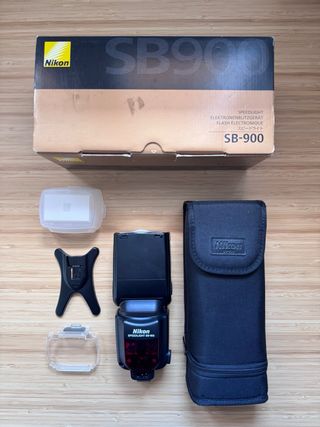 Flash Nikon SB-900
