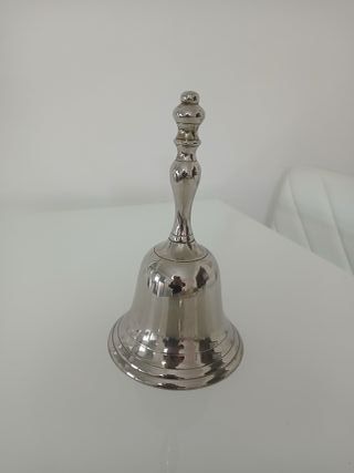 Campana antica da tavolo in metallo