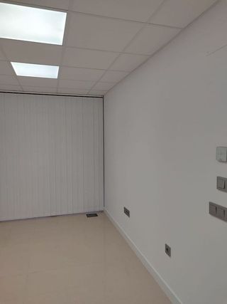 Oficina en alquiler en Nueva Andalucía en Almería