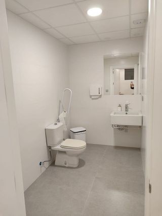 Oficina en alquiler en Nueva Andalucía en Almería