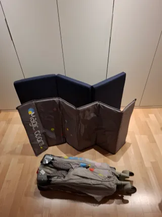 Cuna de viaje y colchón