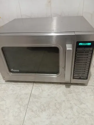 Microondas Industrial Amana Comercial