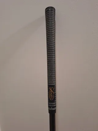 Hierro 2 Honma Grafito STIFF