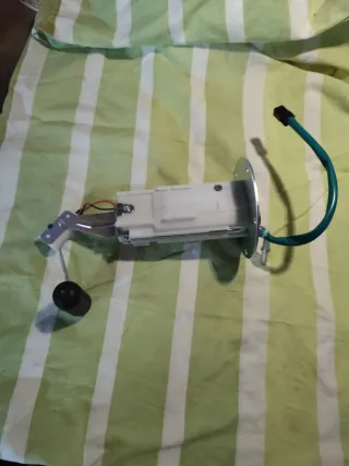 Pompa benzina Kawasaki ZX6R