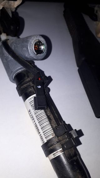 Hebilla con pretensores bmw X5 e70 (2009) izq,der