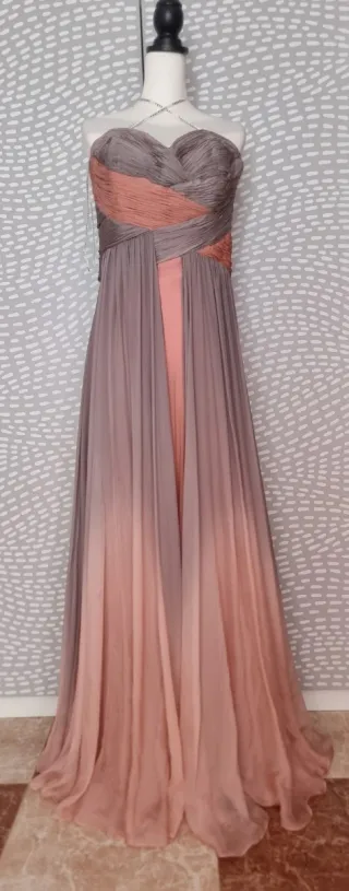 Vestido largo seda vaporoso de Sonia Peña