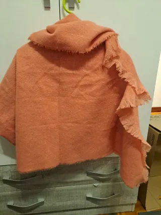 Bufanda naranja suave