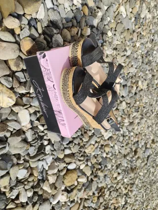 Plataformas cuña corcho negras