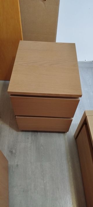 Comodino IKEA MALM in rovere, ottimo regalo