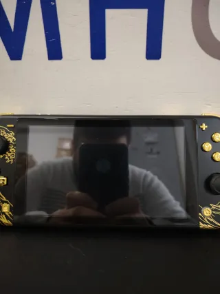 Nintendo Switch Lite 32GB Negra y Dorada