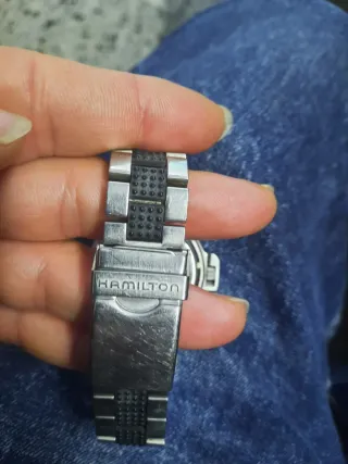 Reloj Hamilton Khaki Negro y Plateado