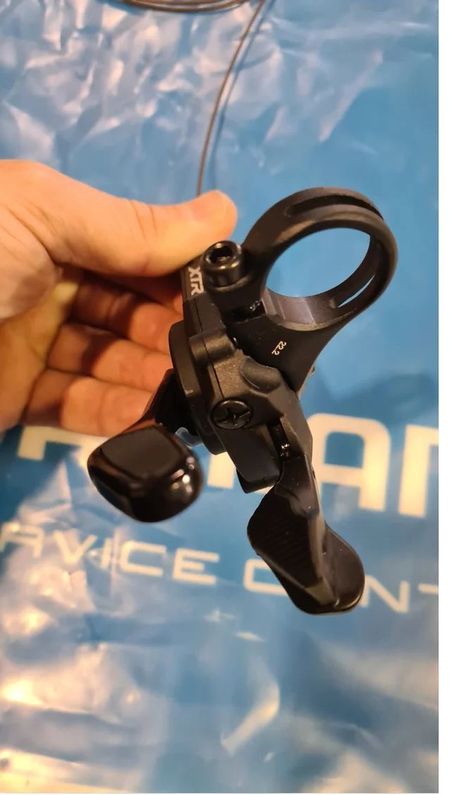 Comando cambio Shimano XTR 12v nuovo
