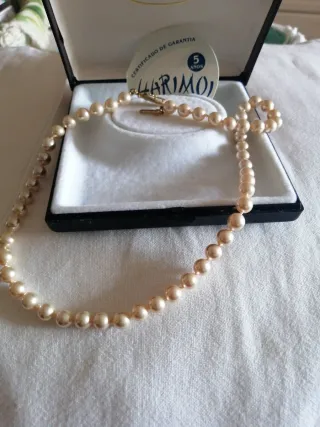 Gargantilla Perlas Marimo Beige y Dorada