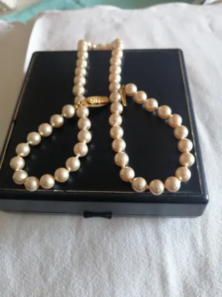 Gargantilla Perlas Marimo Beige y Dorada