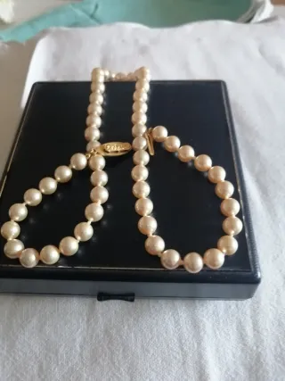 Gargantilla Perlas Marimo Beige y Dorada