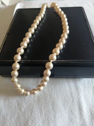 Gargantilla Perlas Marimo Beige y Dorada