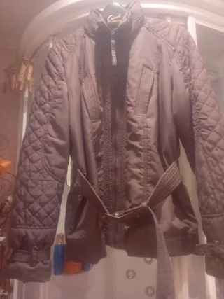 Cazadora acolchada Zara Basic XL