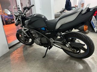 Kawasaki ER5