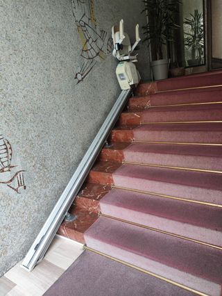 Montascale Acorn A130 Rettilineo