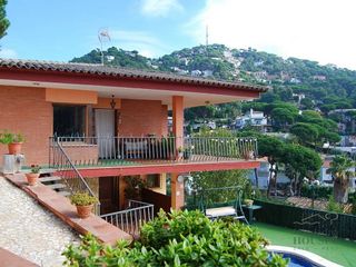 Chalet en venta en Roca Grossa - Serra Brava en Lloret de Mar