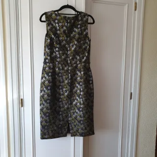 Vestido de fiesta de Roberto Verino.