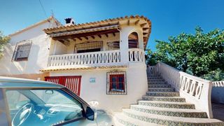 Casa en venta en Alfaz del Pi Pueblo-Urbanizaciones en Alfaz del pi / Alfàs del Pi