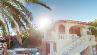 Casa en venta en Alfaz del Pi Pueblo-Urbanizaciones en Alfaz del pi / Alfàs del Pi