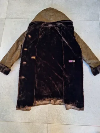 Abrigo ante sintético marrón forro talla 46