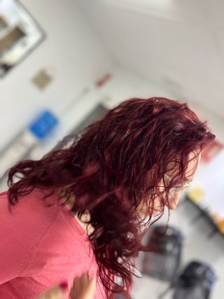 peluquera, maquilladora, esteticista a domicilio