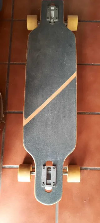 Longboard con poco uso