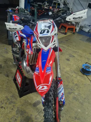 Beta RR Factory 300 2T