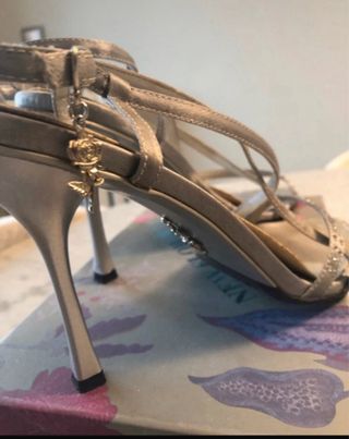 Borsetta e sandali con strass da cerimonia