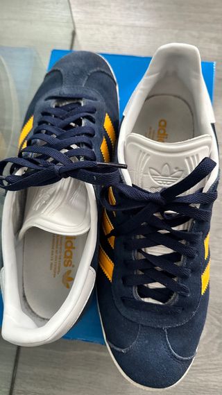 Zapatillas Adidas Gazelle Talla 42 Azul y naranja