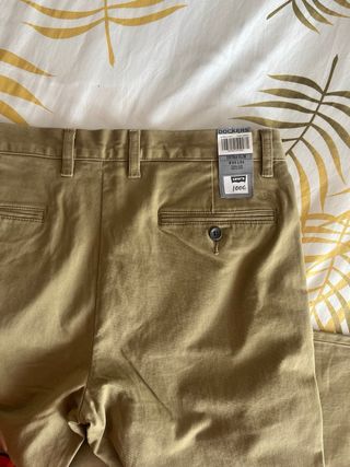 2 Pantalones Dockers Talla W33 L34 equivale 40-42