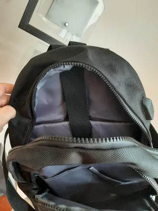 Mochila lona negra. Sin estrenar