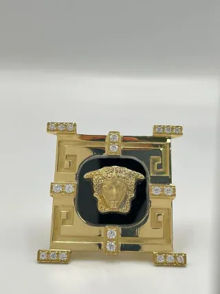 Sello Medusa Onix y Circonitas 18K